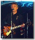 find a soloist, guitarist or singer